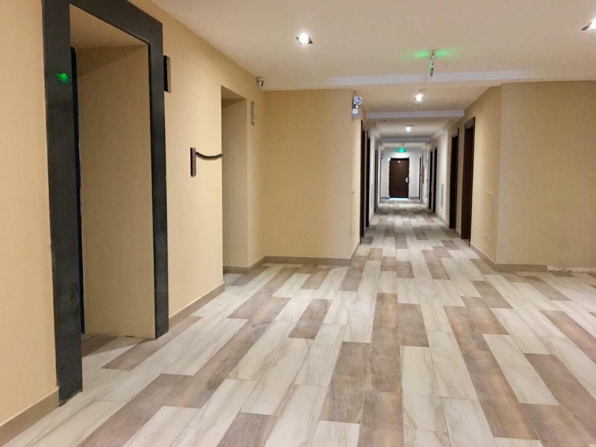 Coast Batumi Apart Hotel Exterior photo